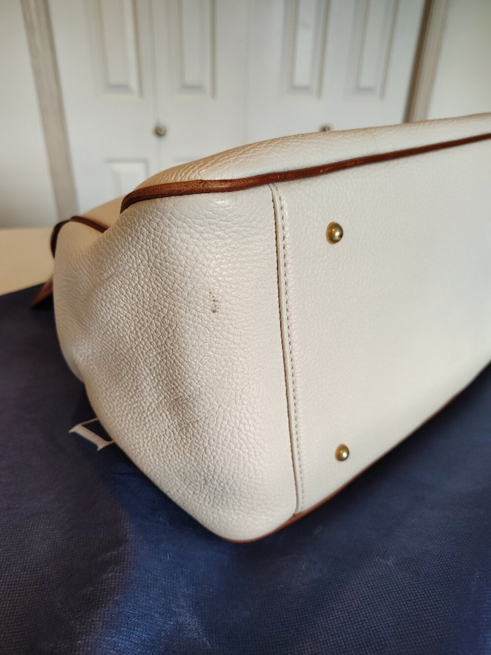 Dooney & Bourke Weekender Tote - Picture 5 of 9